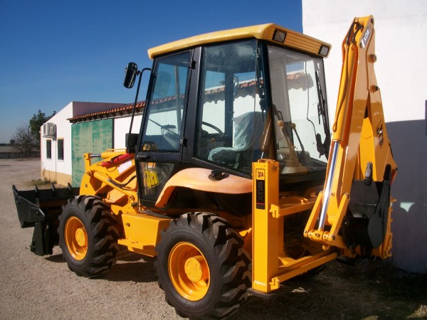 *JCB 2cx
